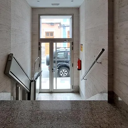 Flatguest Urbancenter Obispo Rabadan 2 Hab شقة
